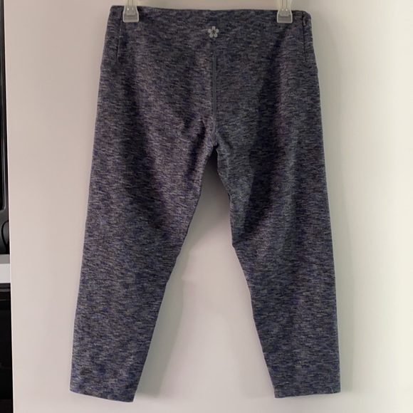 Tuff Athletics Crop - Picture 3 of 4